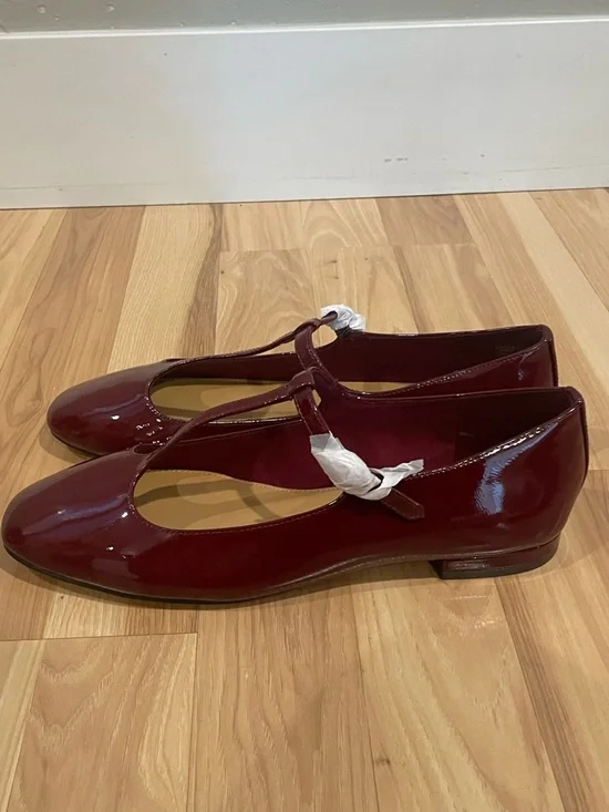J. Crew F T-Strap Patent Mary Jane Shoes in Burgundy - Picture 2 of 6